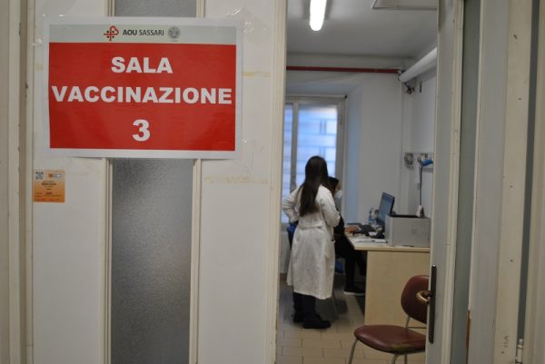 Aou Sassari, vaccini