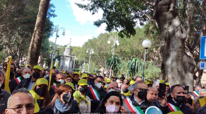 Persone, foto Sardegnagol riproduzione riservata