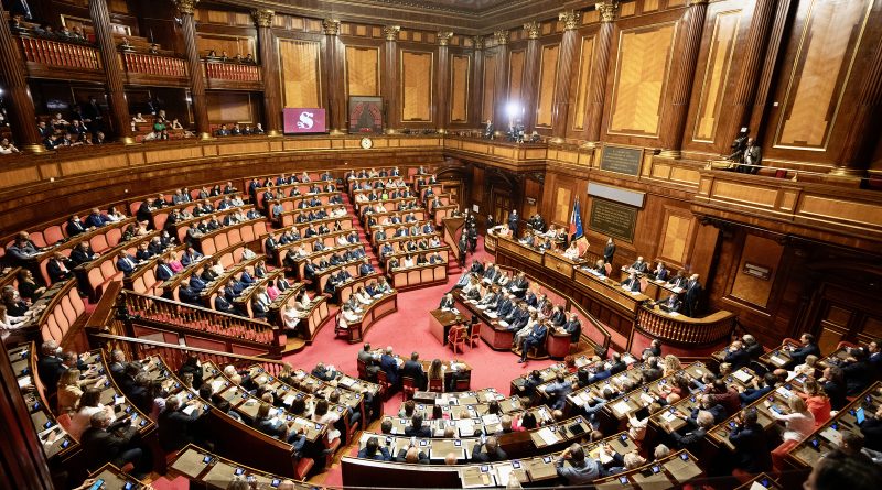 Senato, foto Governo.it licenza CC-BY-NC-SA 3.0 IT